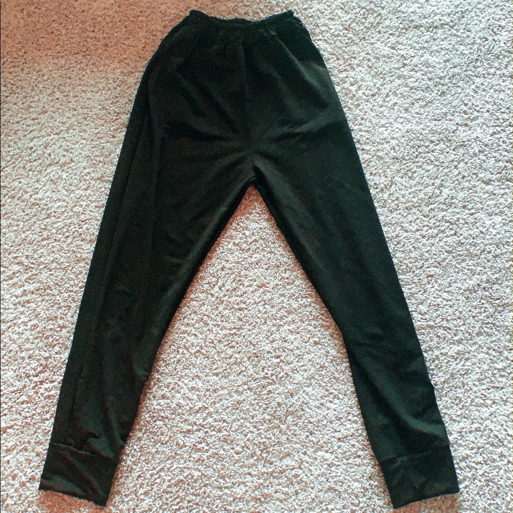 sweat pants 🌸🍃